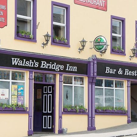 Walsh'S Bridge Inn Newport  Exterior photo